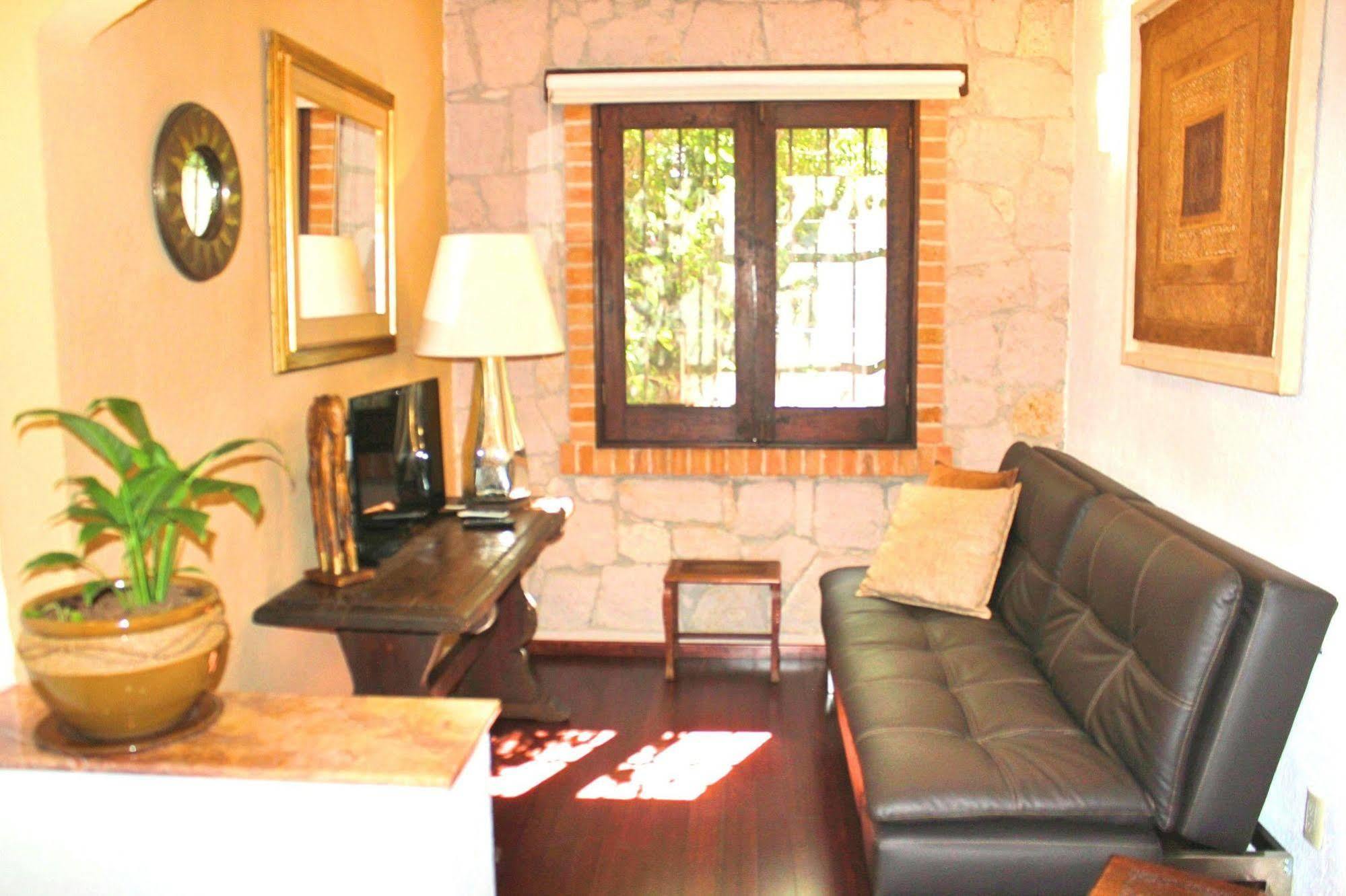 Casa Embrujo Morelia - Boutique Εξωτερικό φωτογραφία